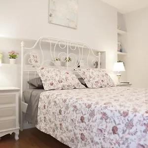 https://malagadevacaciones-echeverria.1costadelsol.com